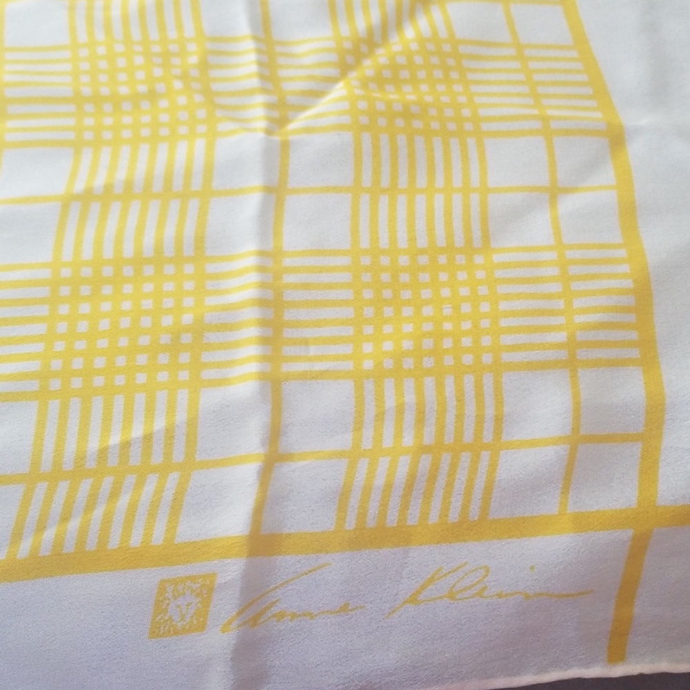 Anne Klein Vintage Scarve